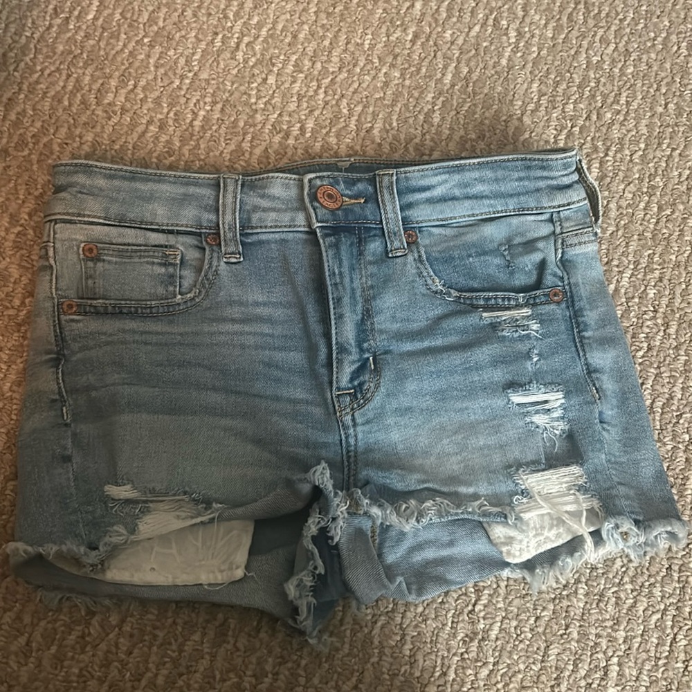 American Eagle women’s shorts size 4